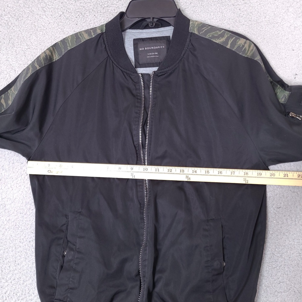 No‎ Boundaries Mens Bomber Jacket Small Black Soot Camo Sleeve *Broken Zipper - Picture 5 of 13